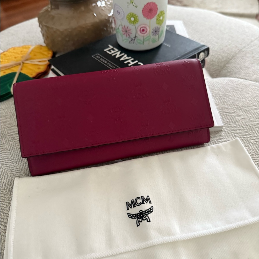 MCM Women's Deep Red Wallet
